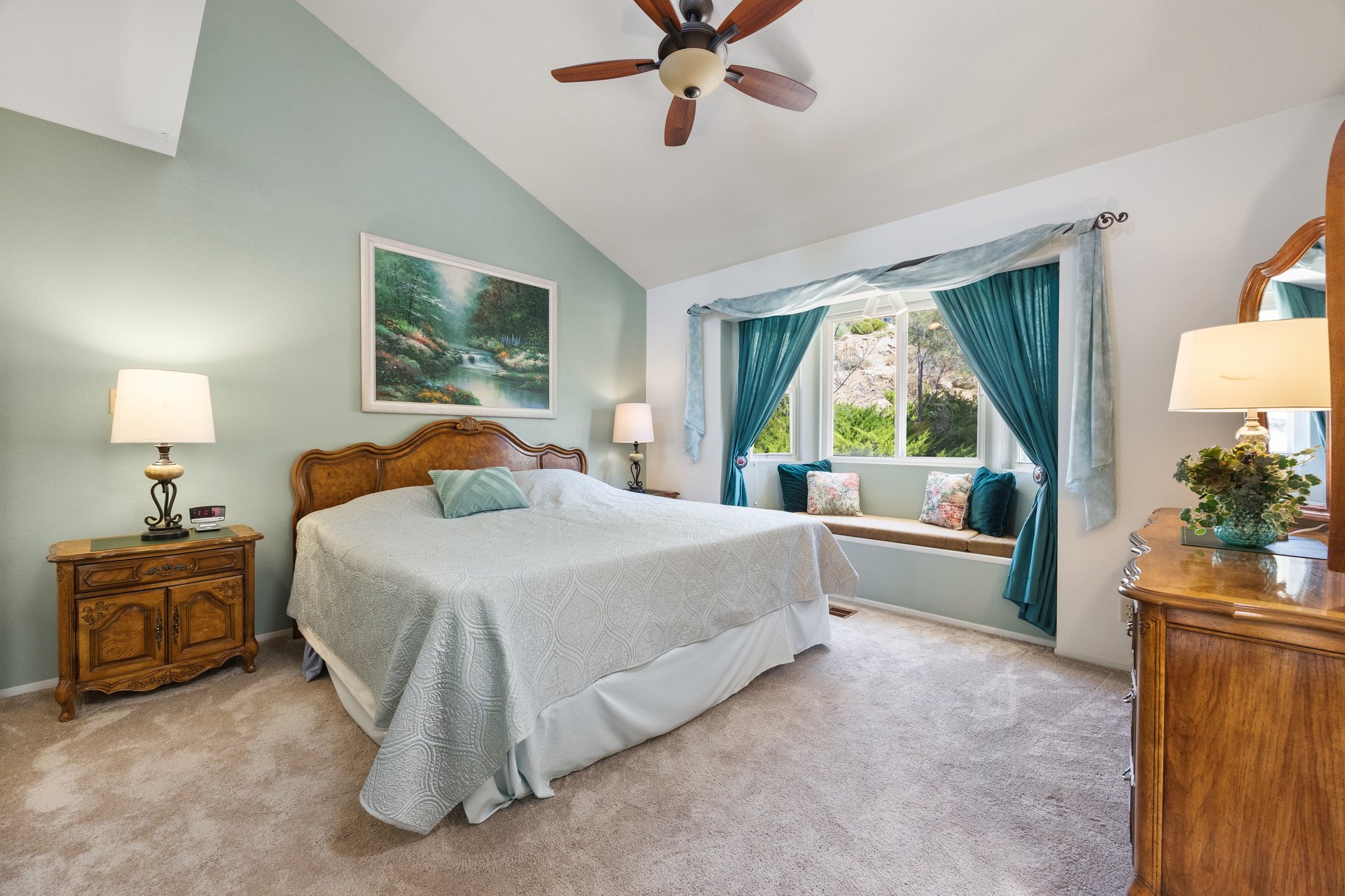 Panoramic Mountain Views in West Golden Hills — 21725 Mountain Drive, Tehachapi