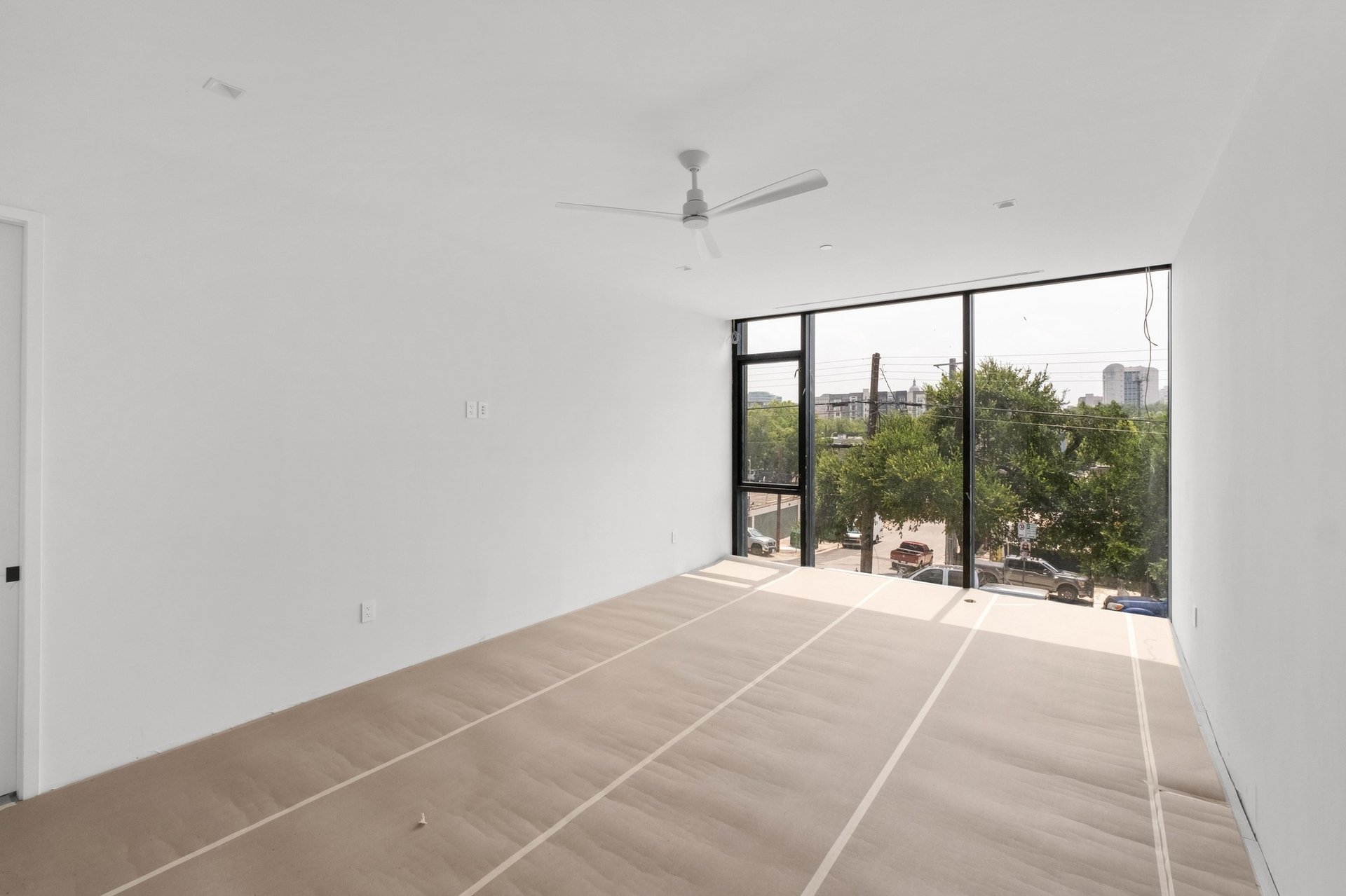 1006 Baylor Street #204
