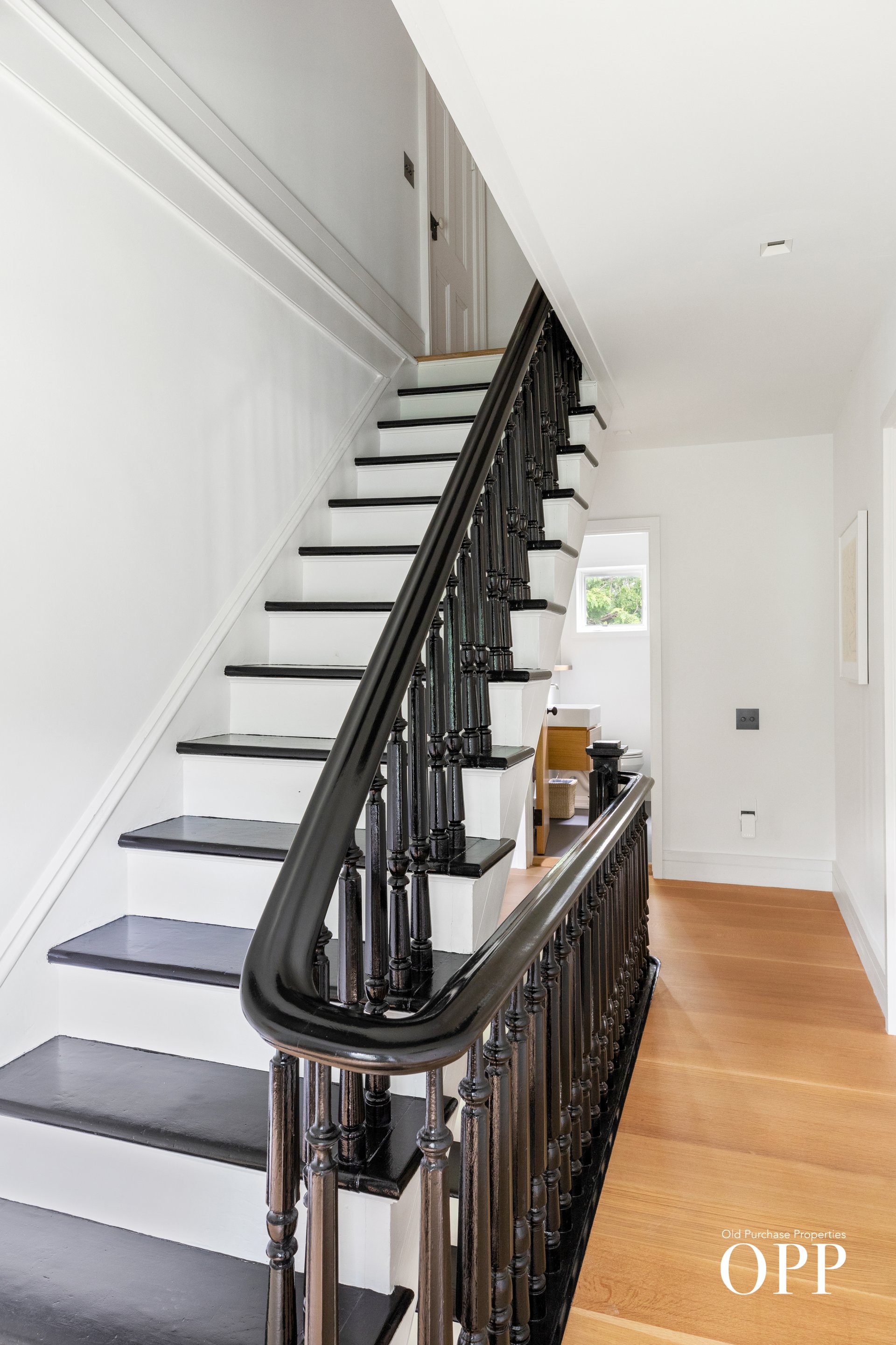 HIGHEST SALE ON BELLPORT LANE