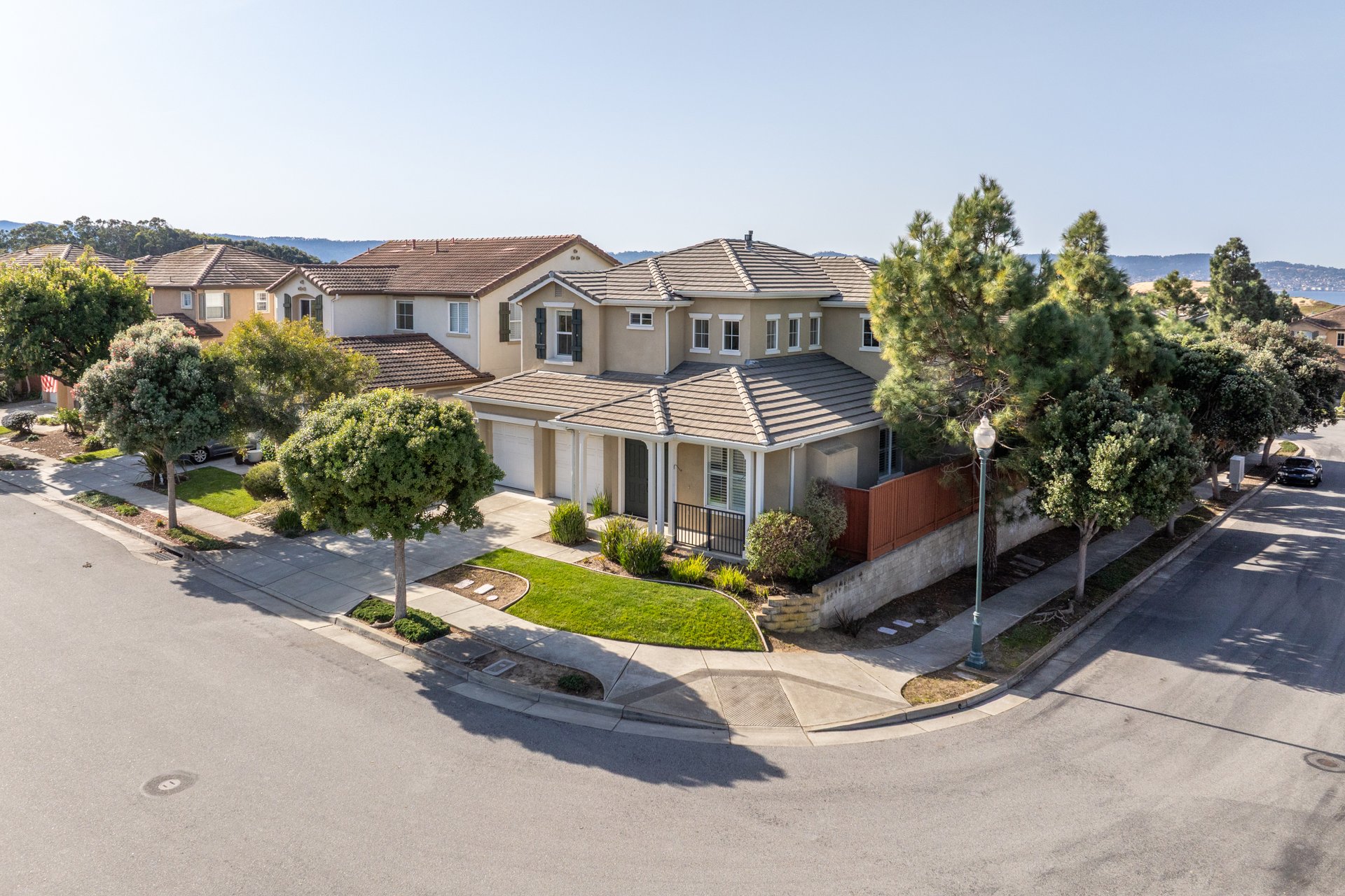 4750 Sea Crest Drive