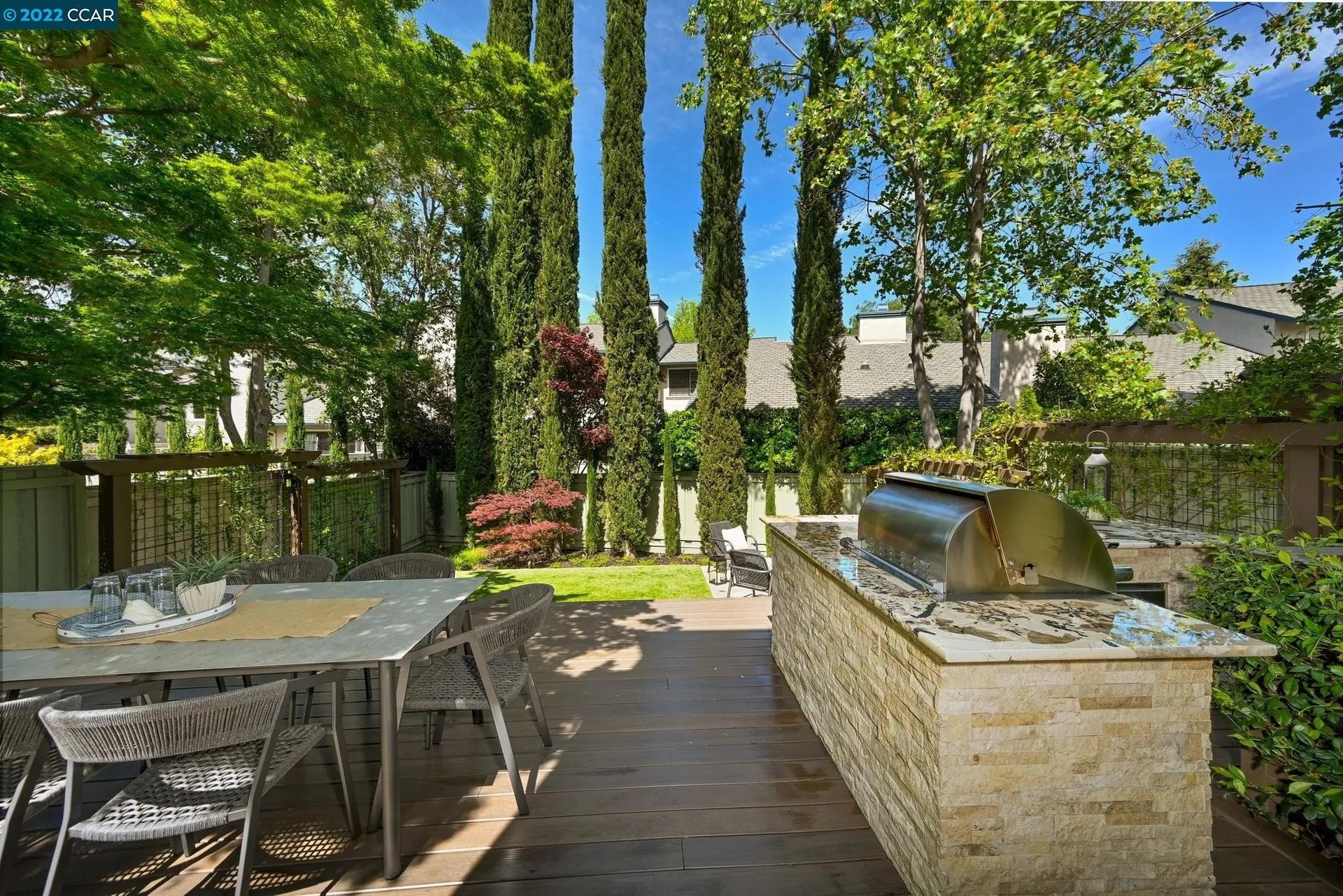 1837 Stratton Cir