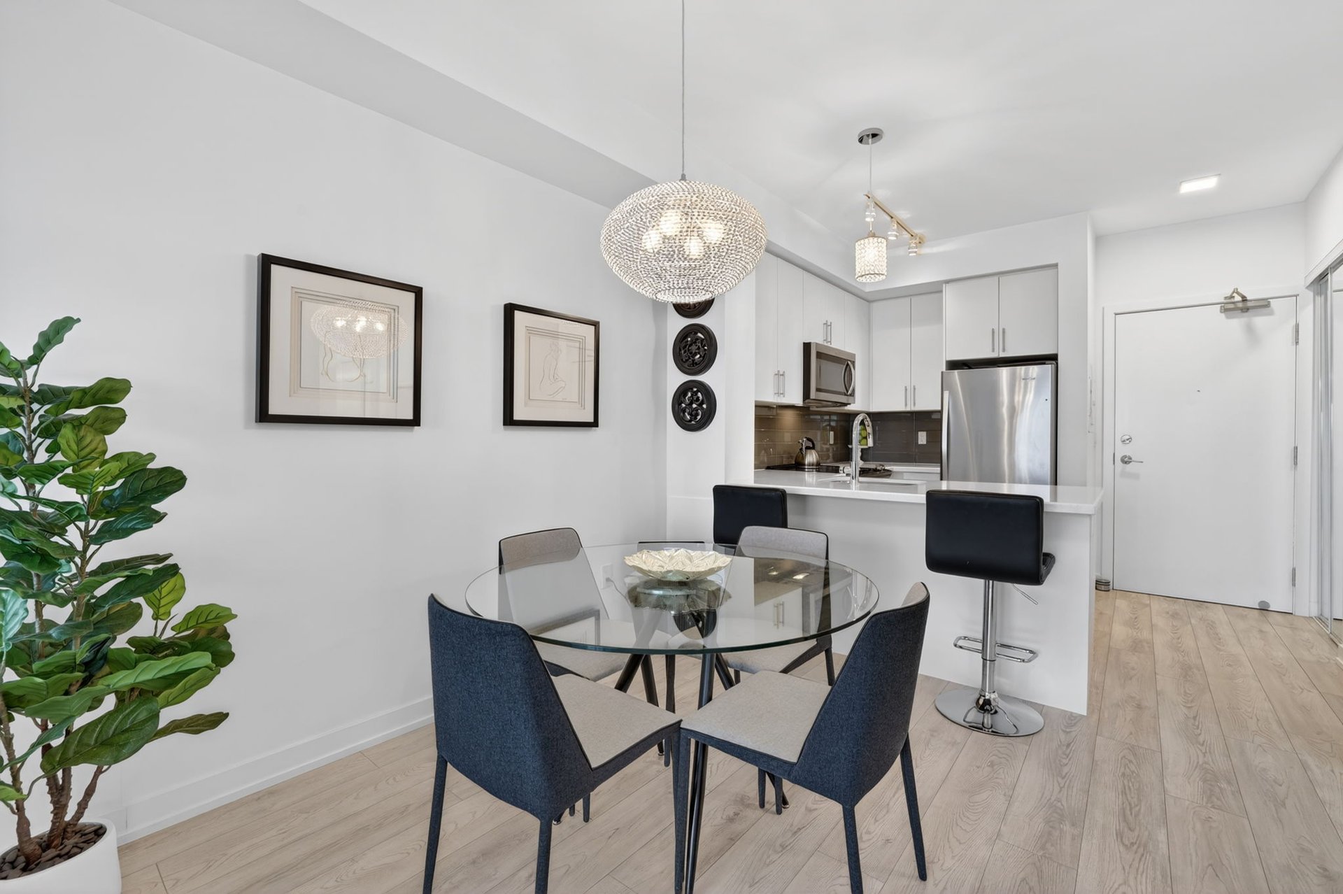 #246 - 555 William Graham Drive