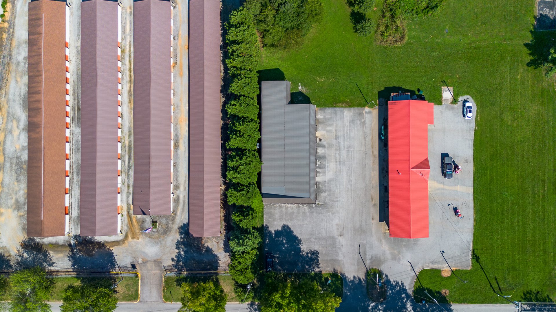 1267 Carding Machine Rd. Loudon, TN 