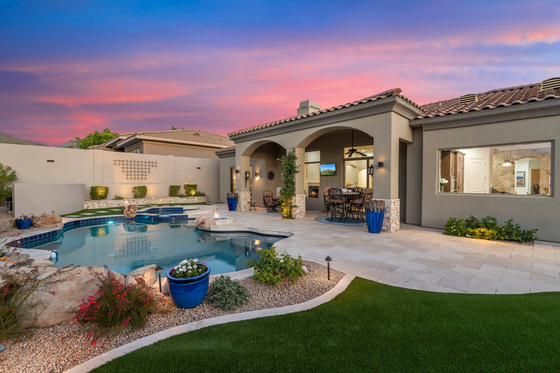 10952 E KORA Lane