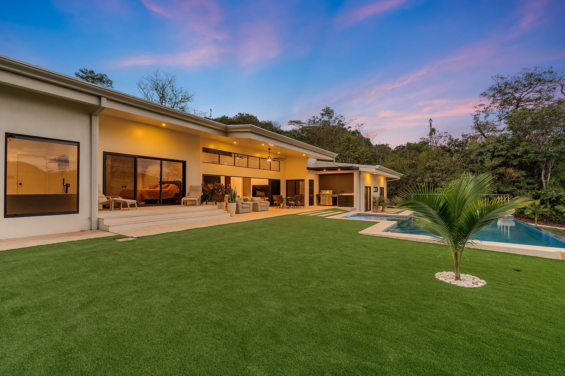 Casa Rico | Exquisite Luxury Mountain Retreat in Playa Grande