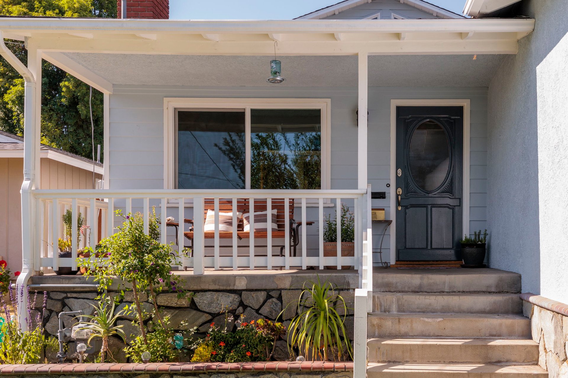 2-Story Historic Cabin Home in La Crescenta - Breathtaking Verdugo Mountain Views!
