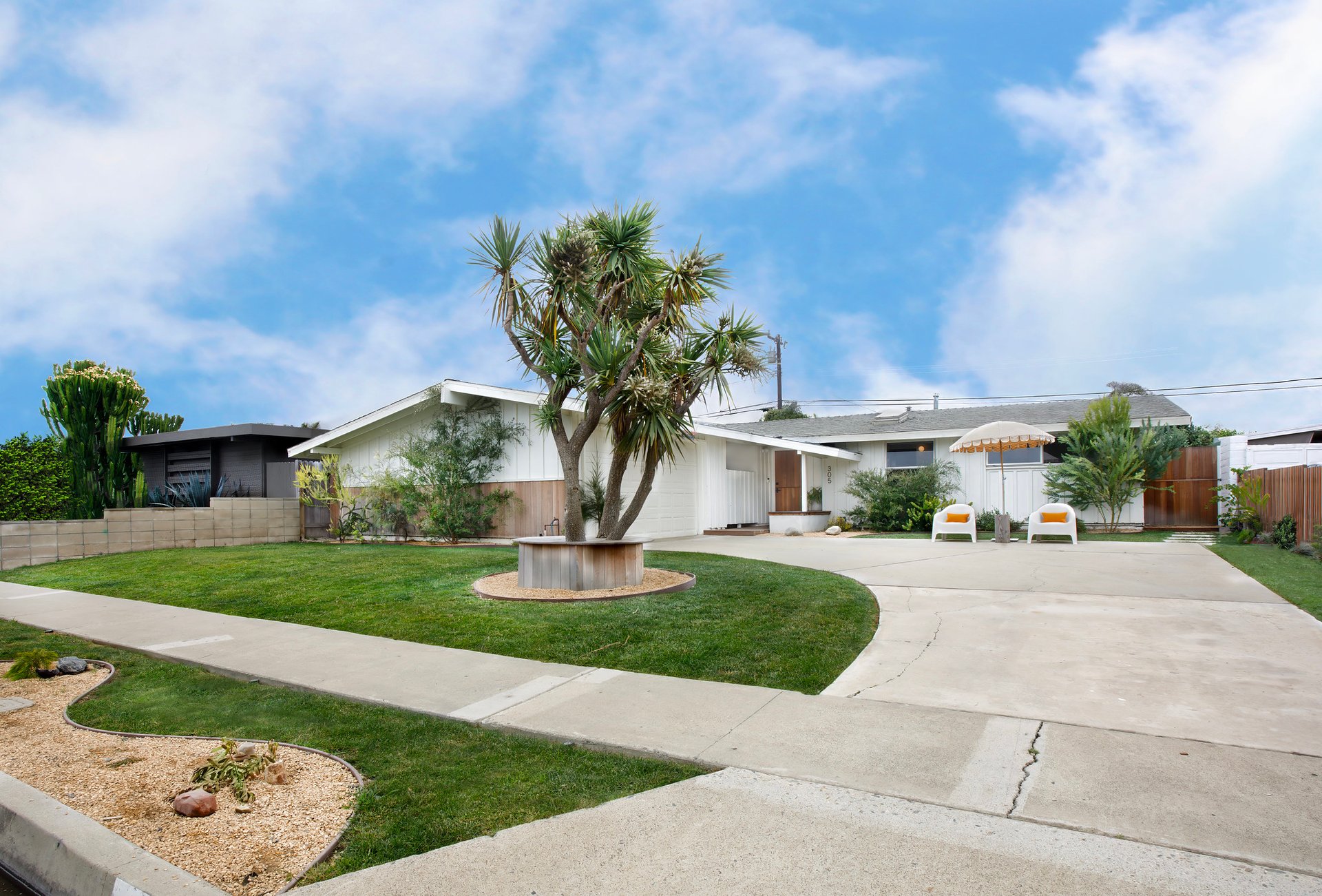 305 Bowling Green Drive