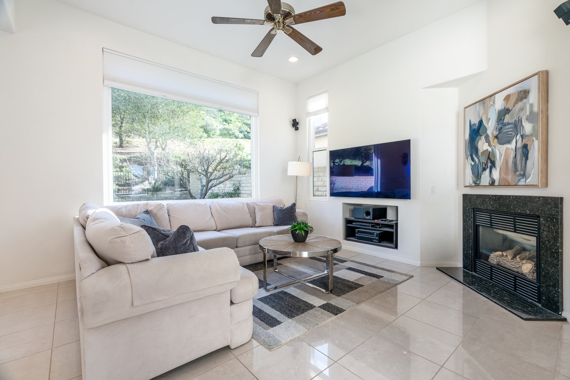 4406 Camino De La Rosa