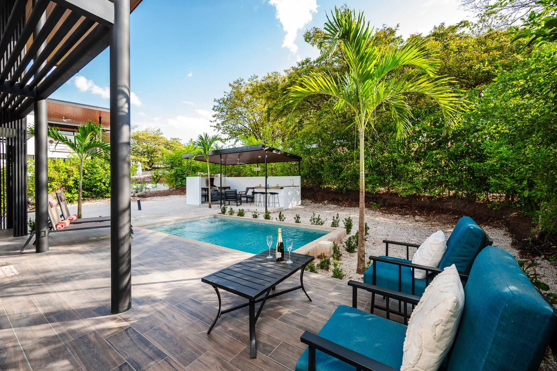 V-Kaza Oriol | Exclusive Modern 2-Bedroom Villa Steps from Playa Conchal