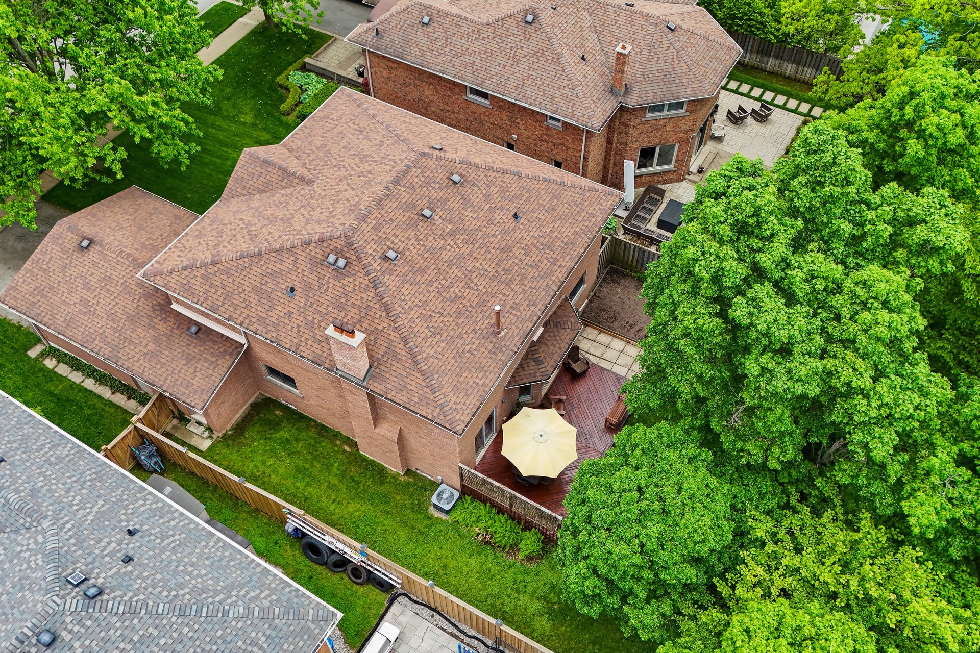 Unbeatable location in Glen Abbey!