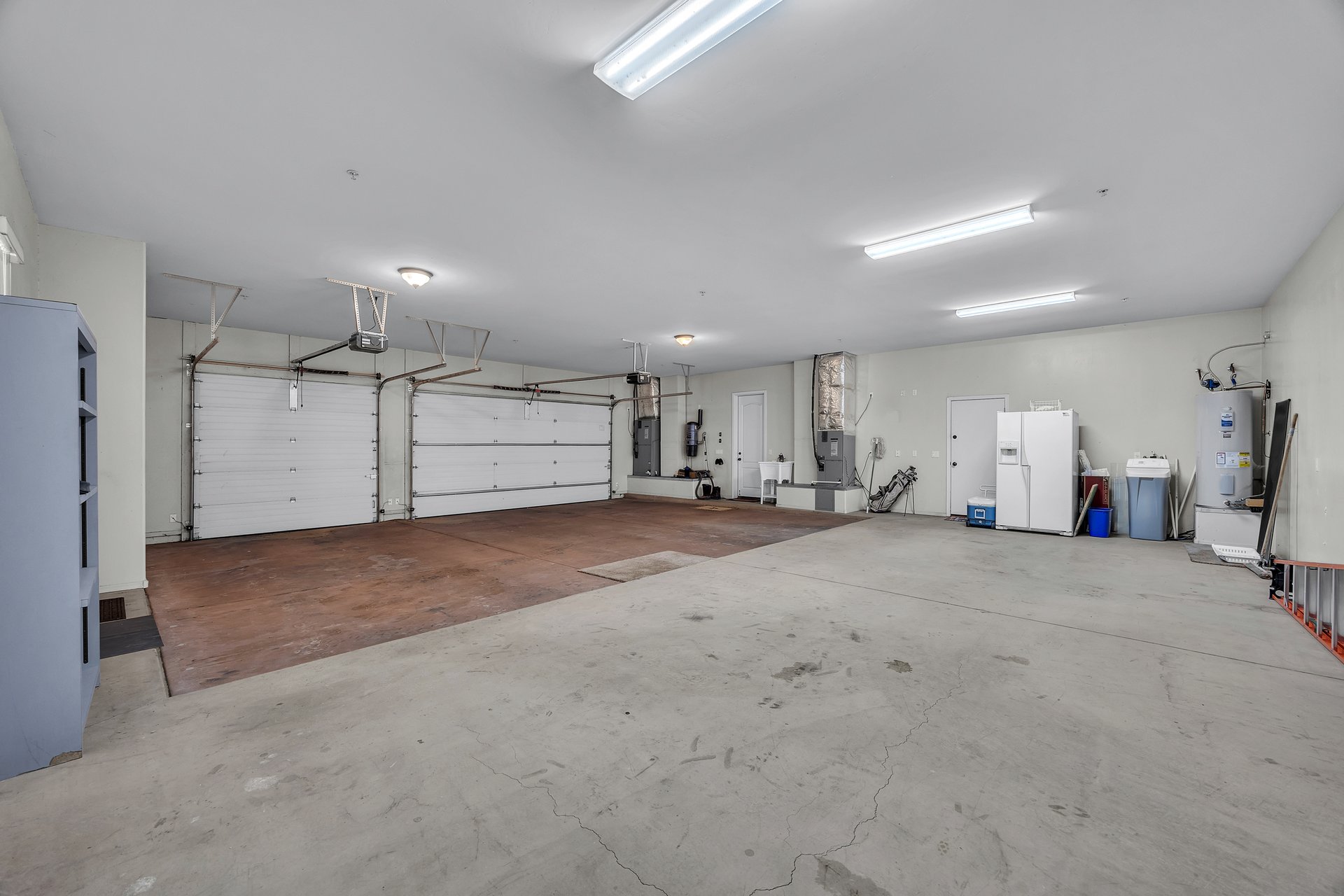 17117 W Dale Lane