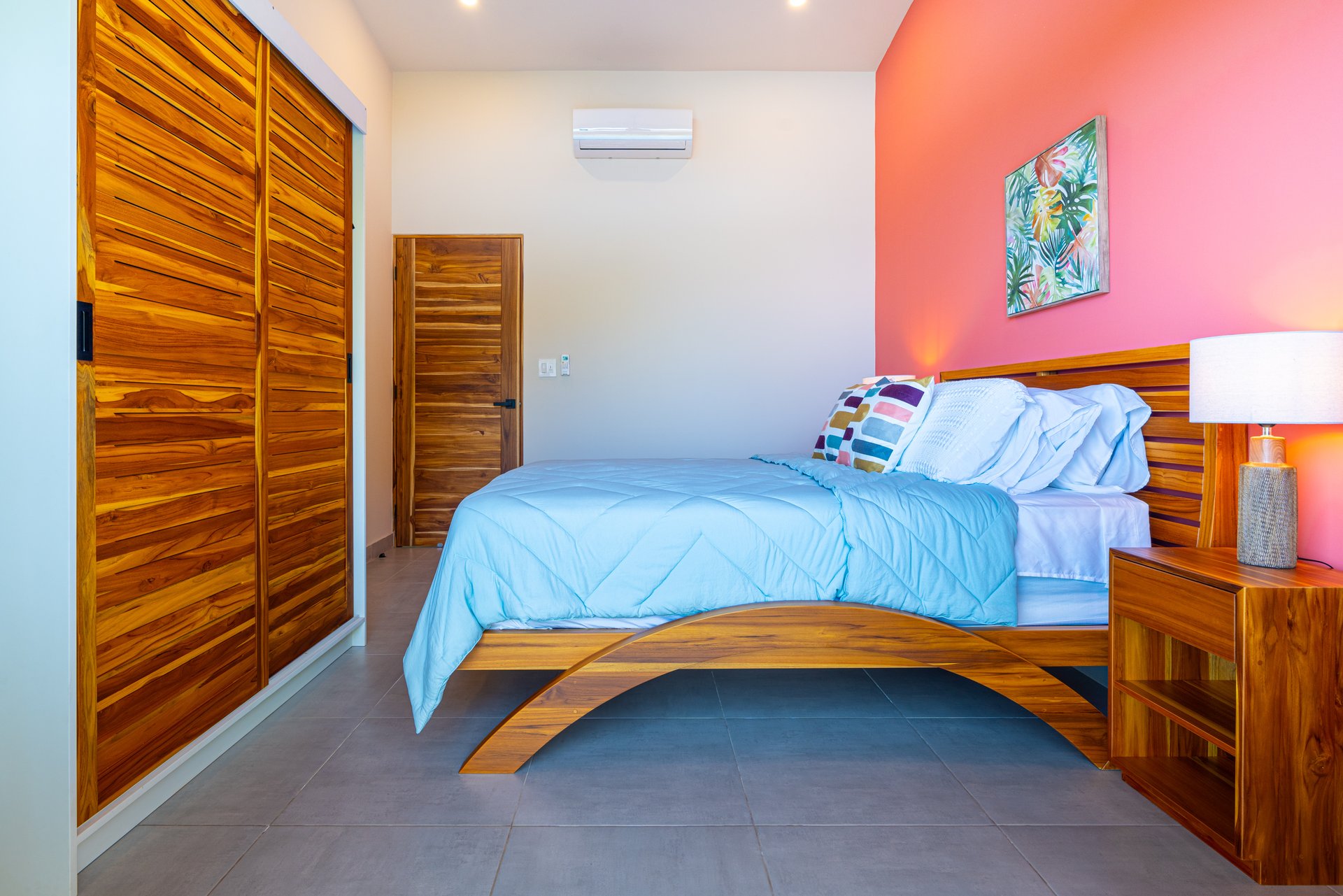 Private Ocean View Oasis- Modern & Tropical in Escaleras