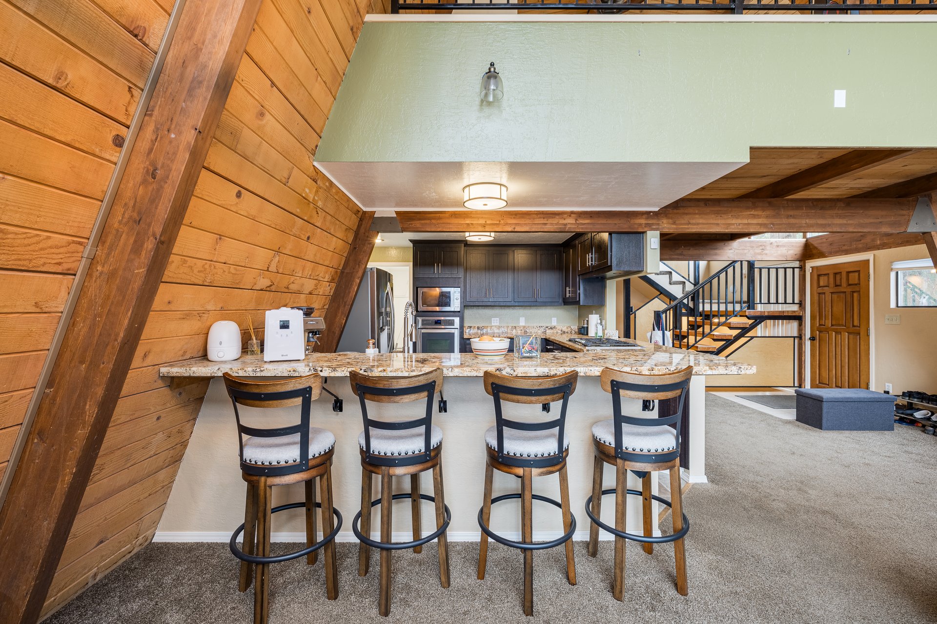4611 Hillwood Dr