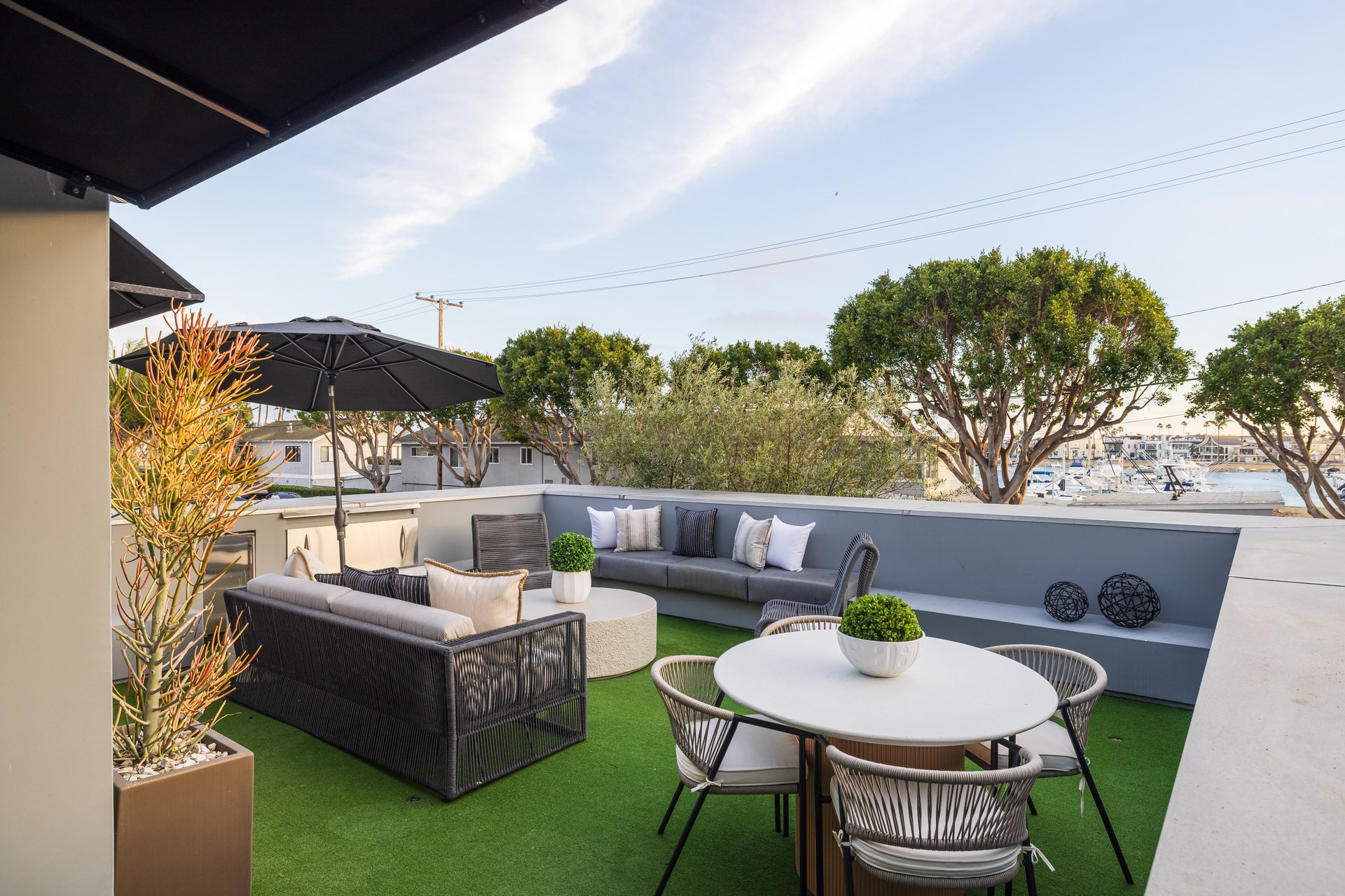 748 Harbor Island Drive