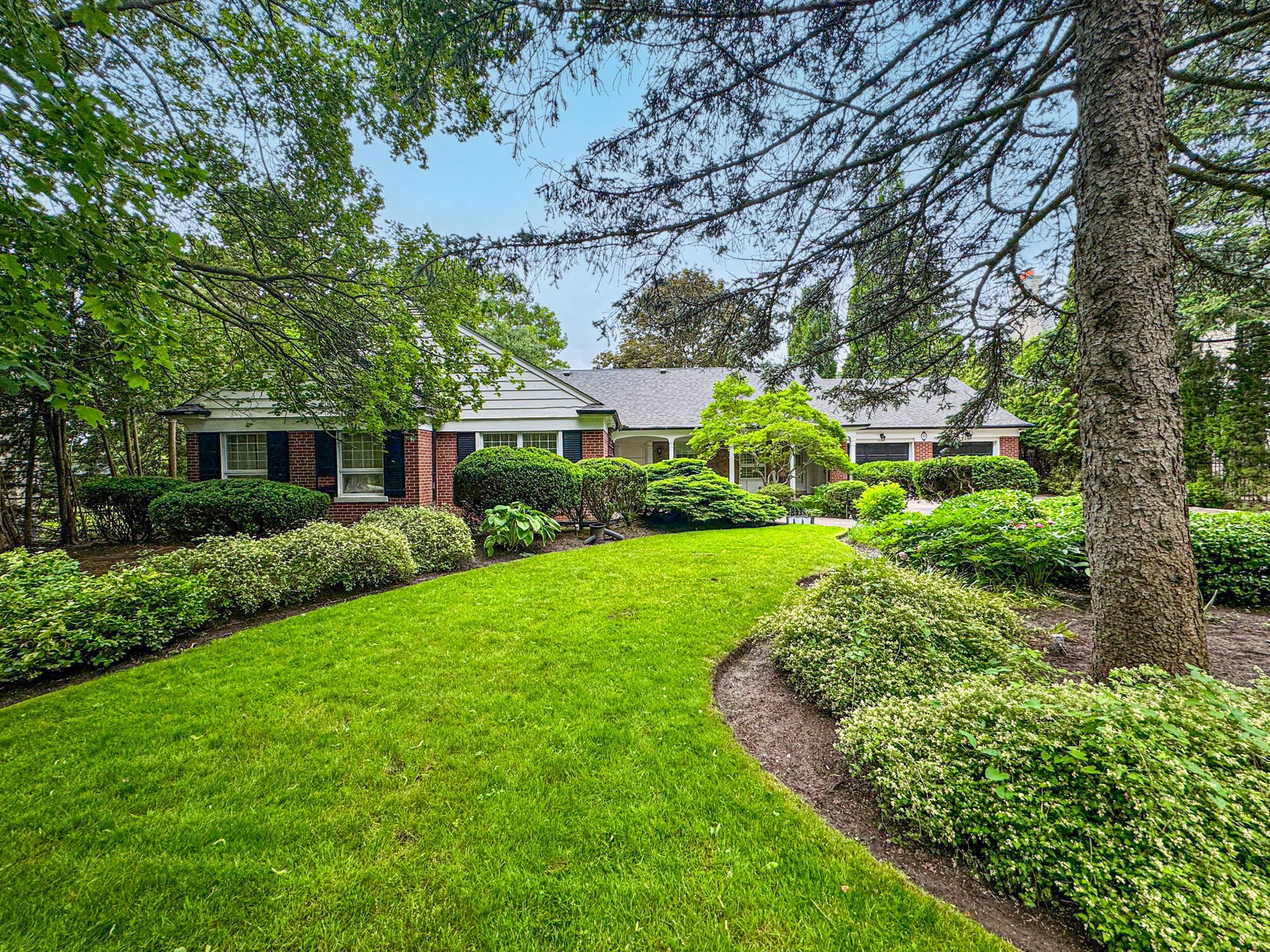 Landmark Residence