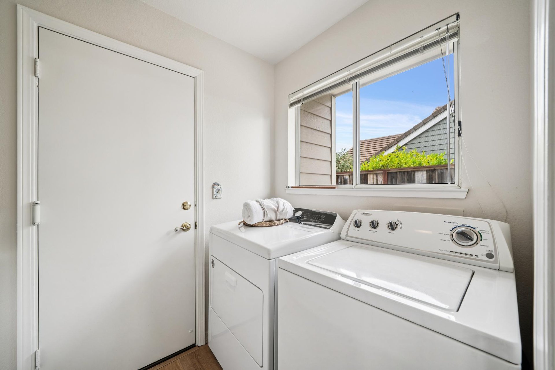 5075 Monaco Dr.