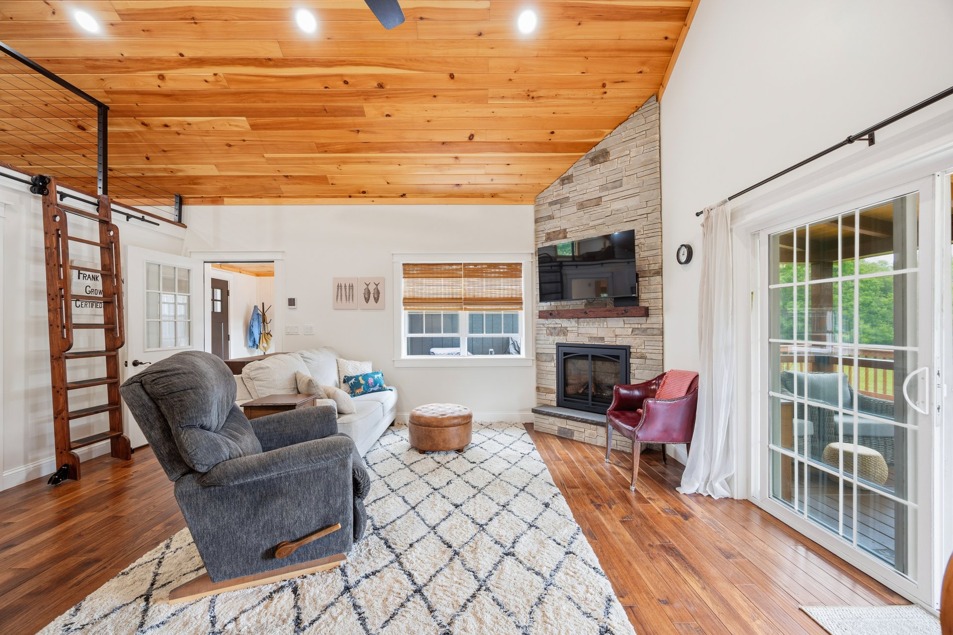 22 Cyr Lane