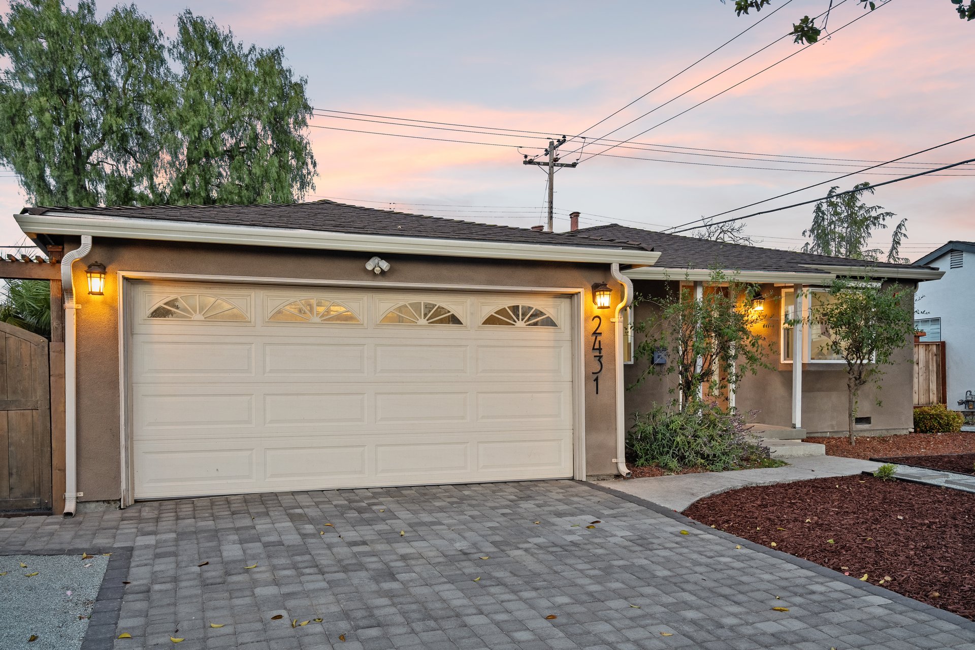 2431 Pilot Knob DR