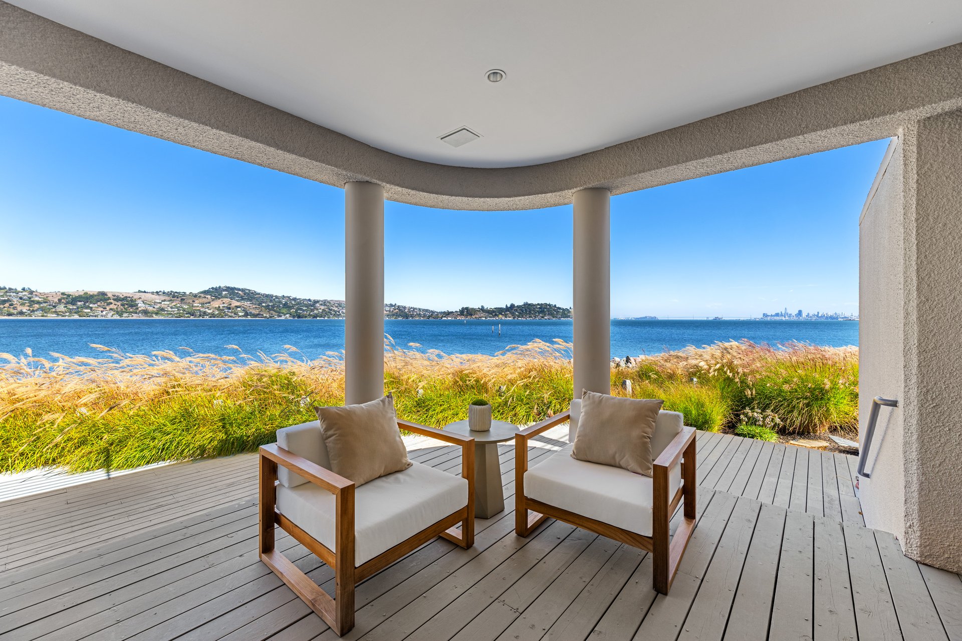 Sweeping Views Across the Bay