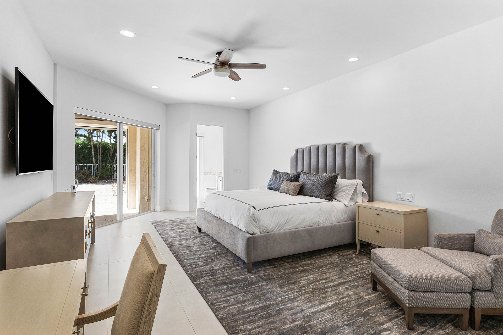 17371 Bridleway Trail