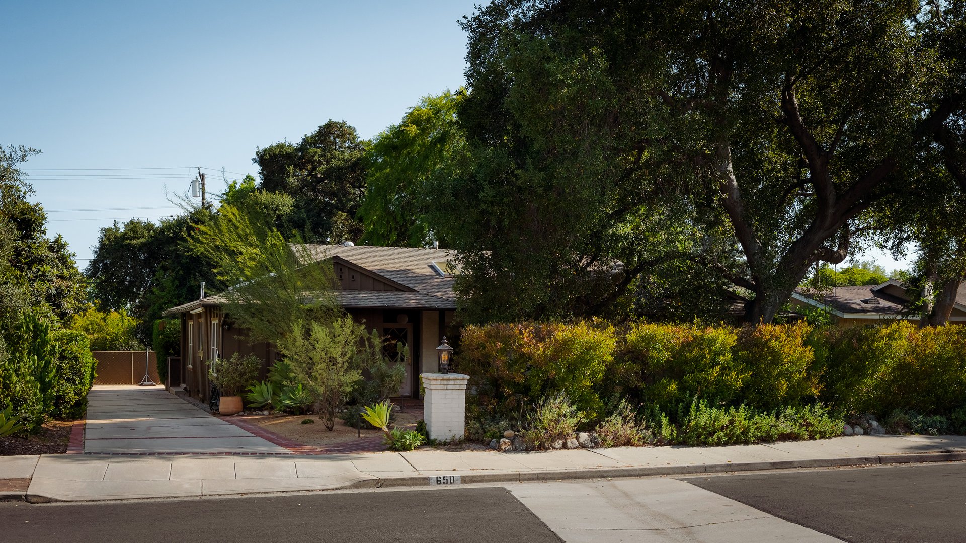650 W 11th Street