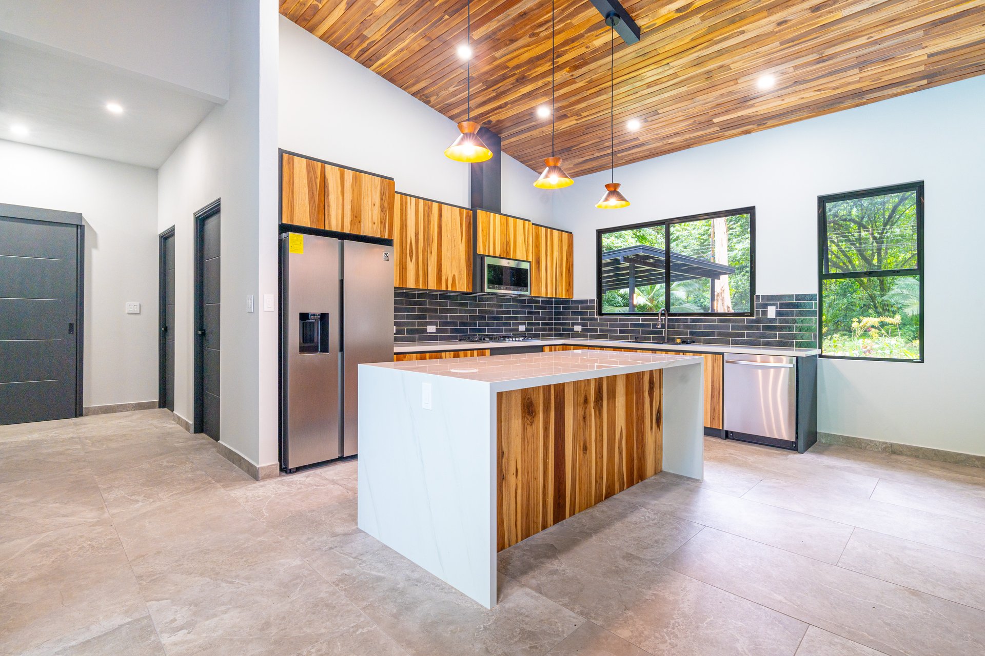 Tres Rios Waterfall House – Nature, Comfort & Elegance Combined, Brand New Construction with Warranty!