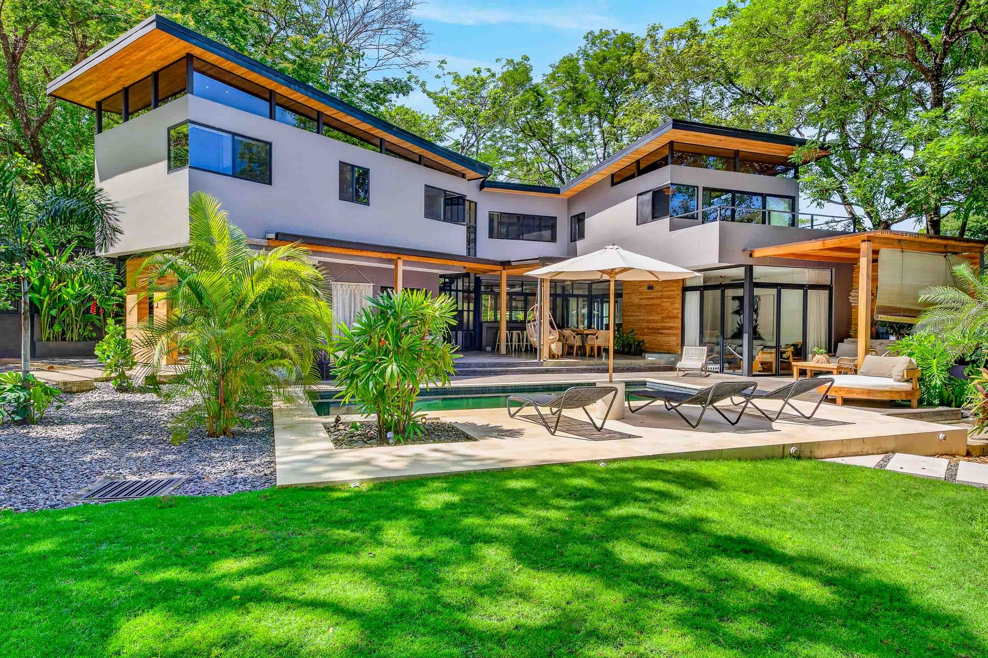 Casa Chavela | Luxury 4-Bedroom Home with Guest Cabin & Pool in Tamarindo
