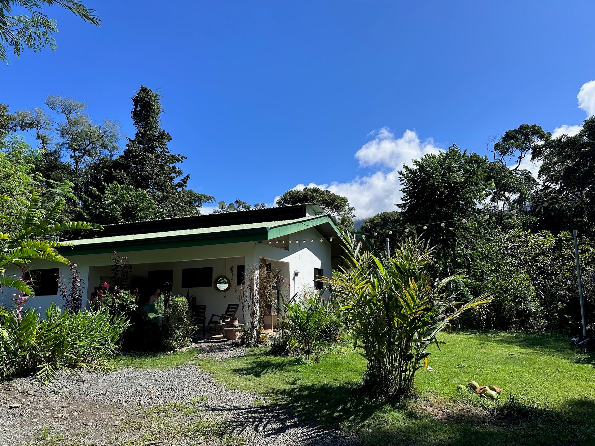 Sustainable Living Farm to Table with Home, Guest House ,Tinamastes on the River