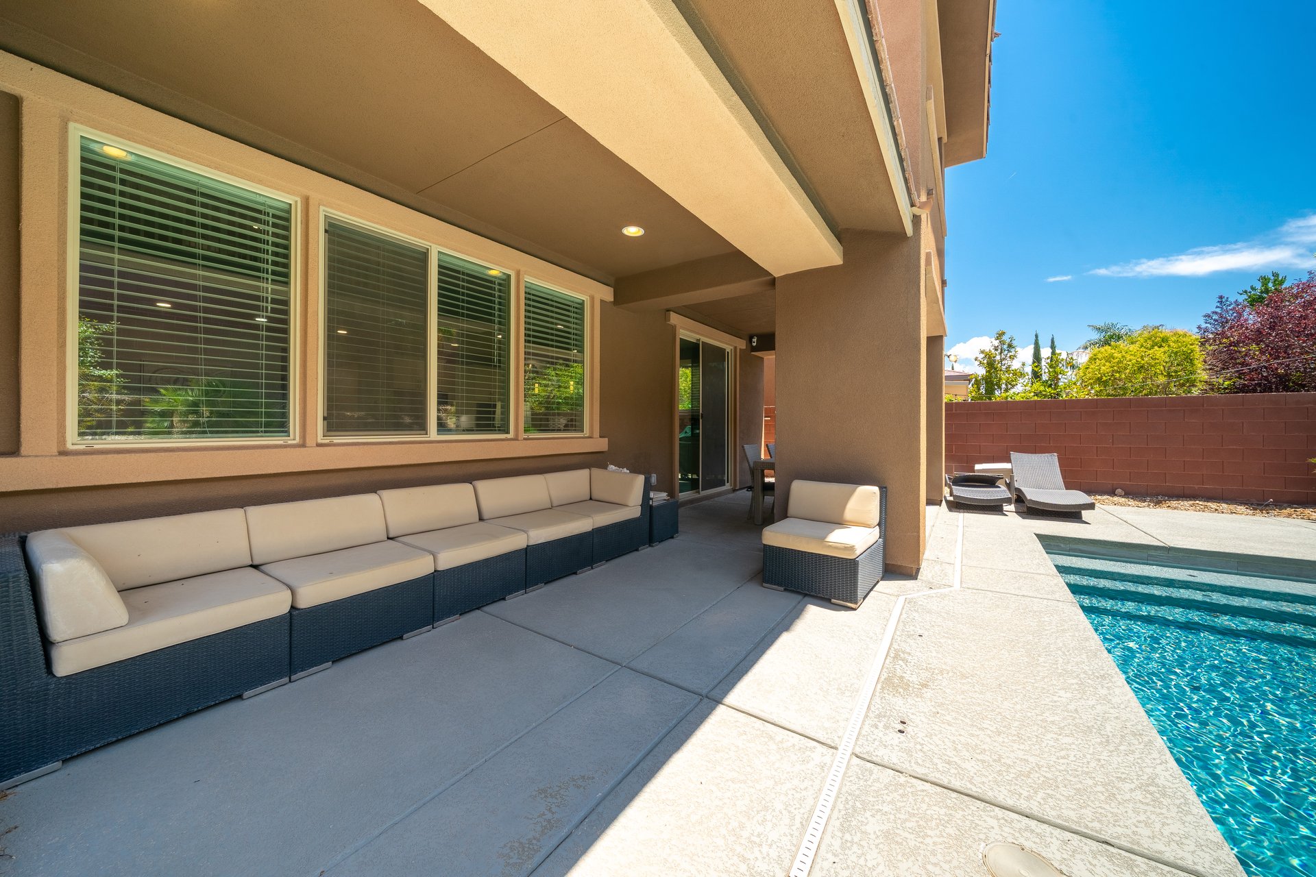 5619 Shadow Bend