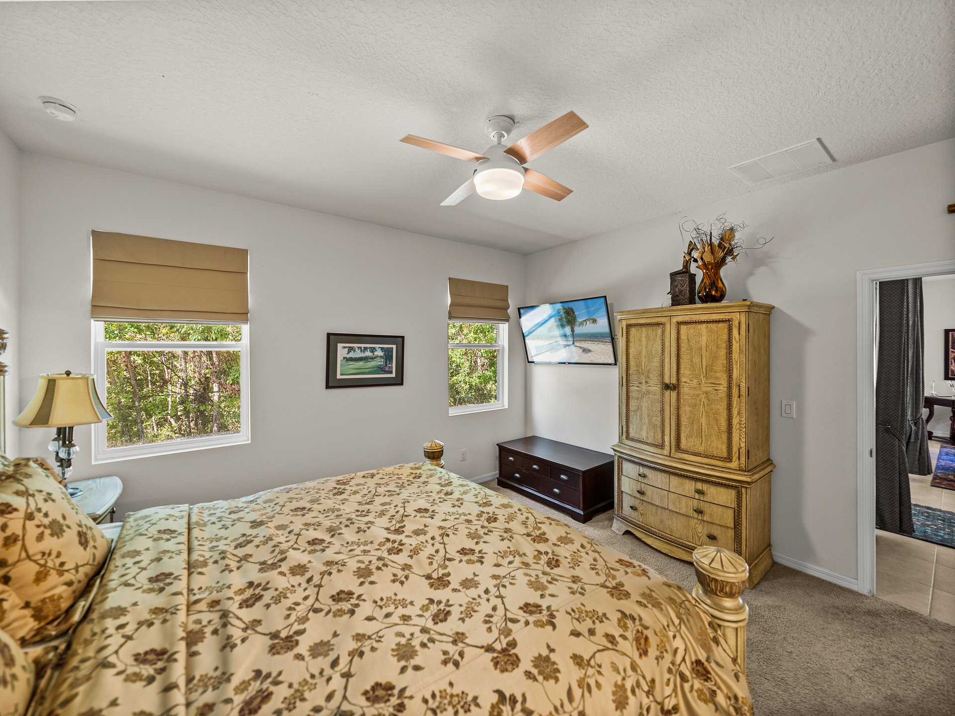 12669 EASTPOINTE DR