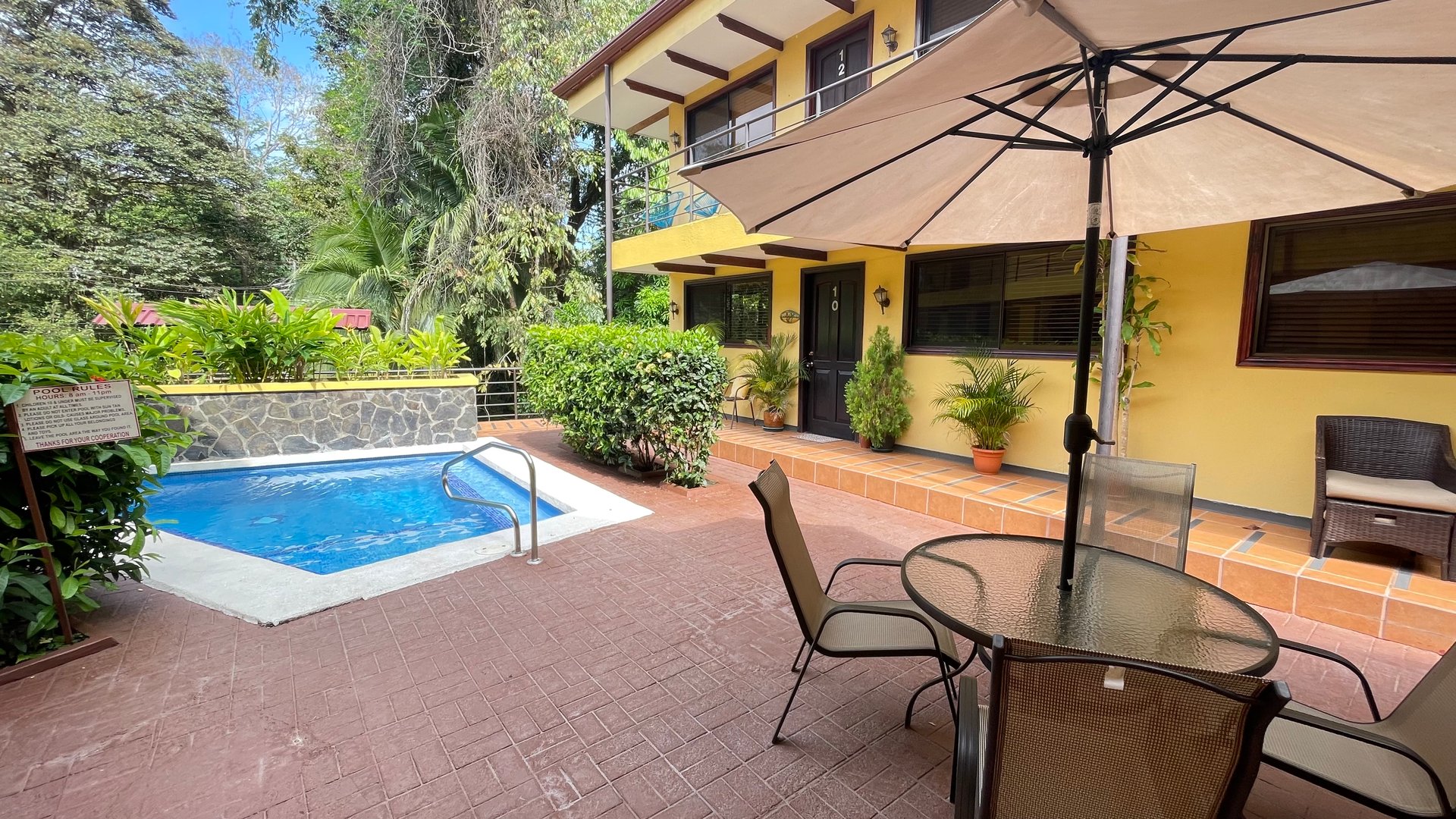Casa Su - Best Priced Renovated Condo in Prime Manuel Antonio
