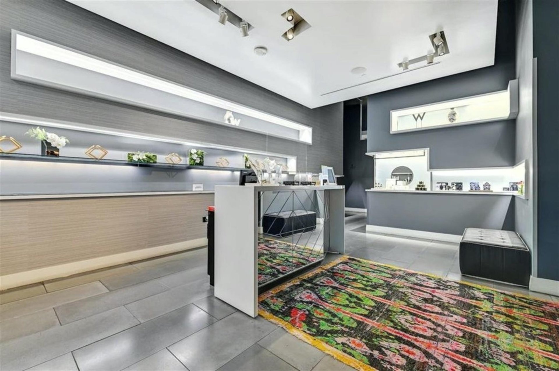 210 Lavaca Street #3209