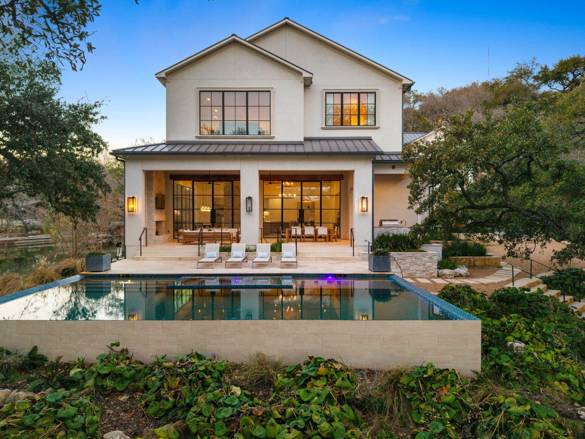 1901 Westlake Drive