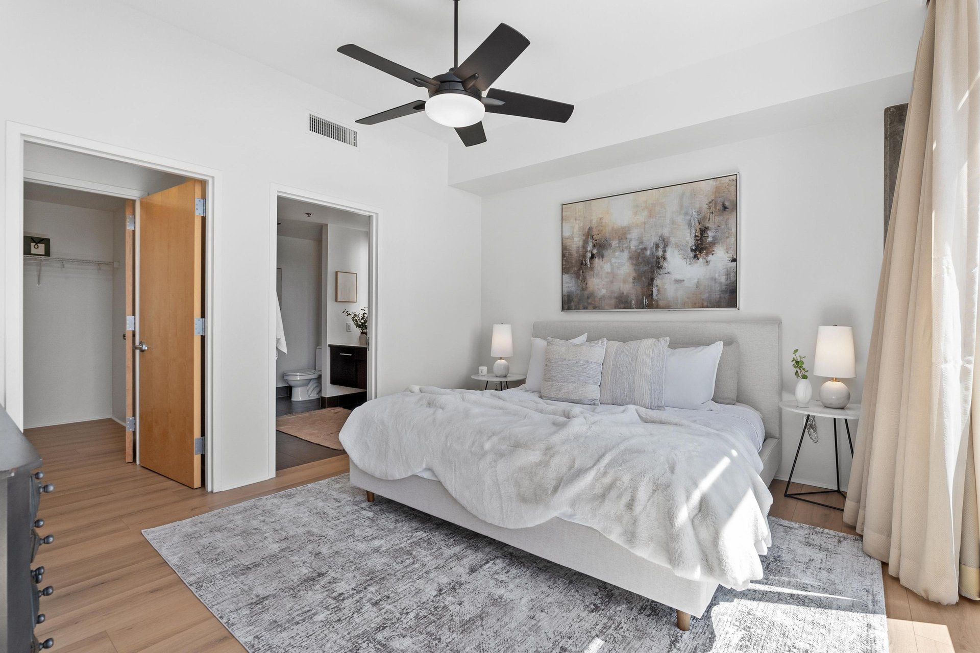 1111 S Grand Ave #1201, DTLA