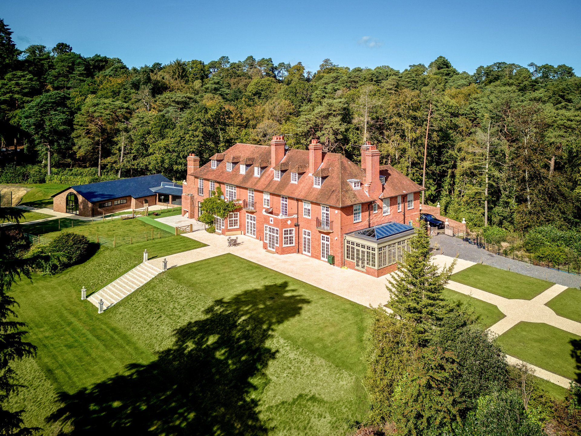 Frensham Park Manor