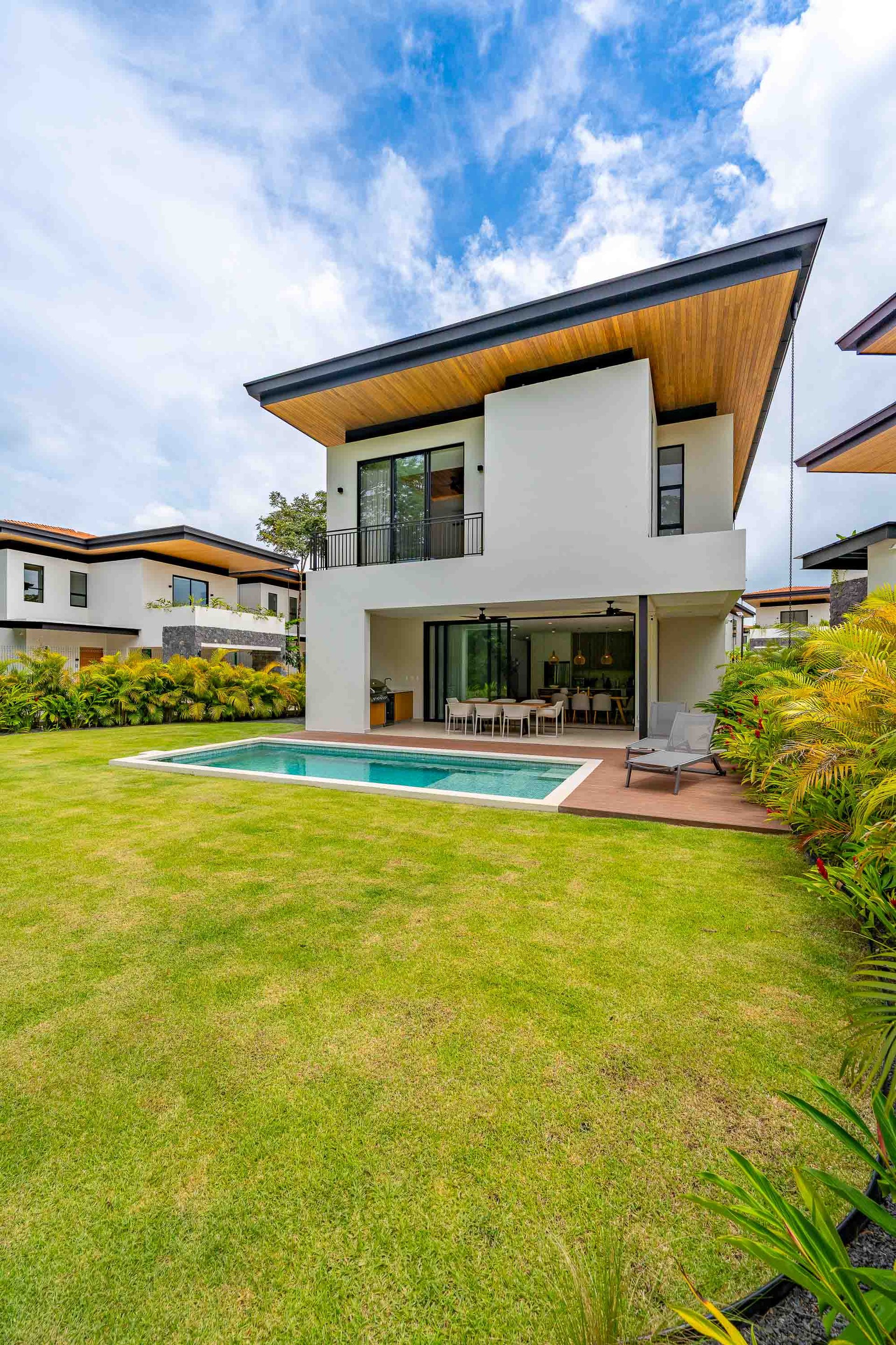 Bosques de Pinilla Unit 15 – Model A | Fully Furnished 4-Bedroom Home with Vehicles