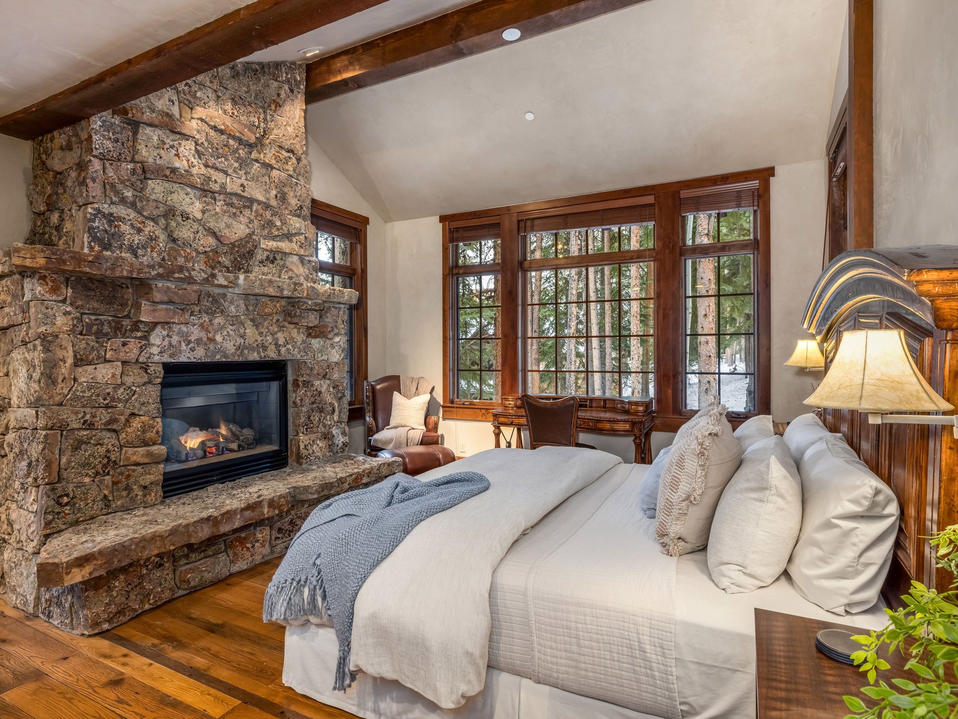 3698 Daybreak Ridge