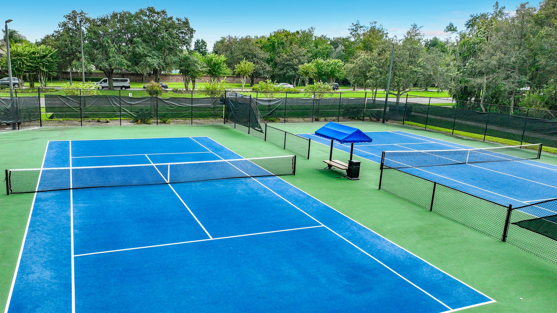 Orlando Vista Lakes 5-Bedroom 4-Bathroom Home and Lifestyle