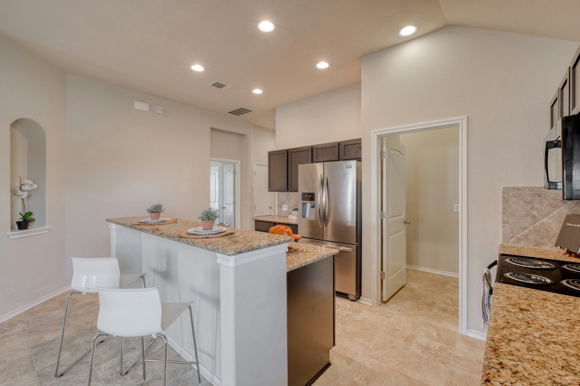 Rare Cul-de-Sac Gem in Manor – With No Neighbor on One Side and Access to HOA-owned Greenspace Right Outside Your Doorstep!