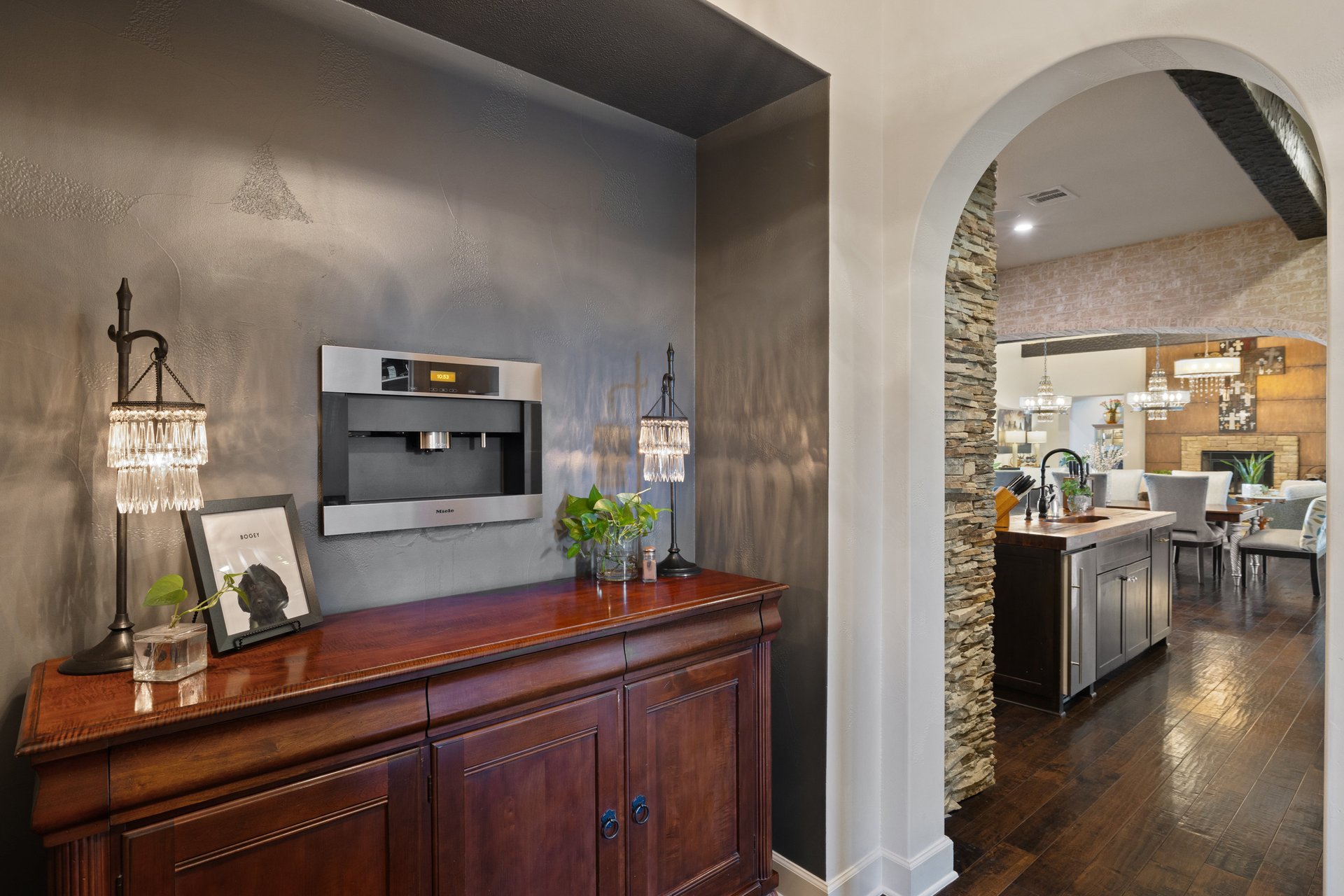 12802 Hacienda Ridge