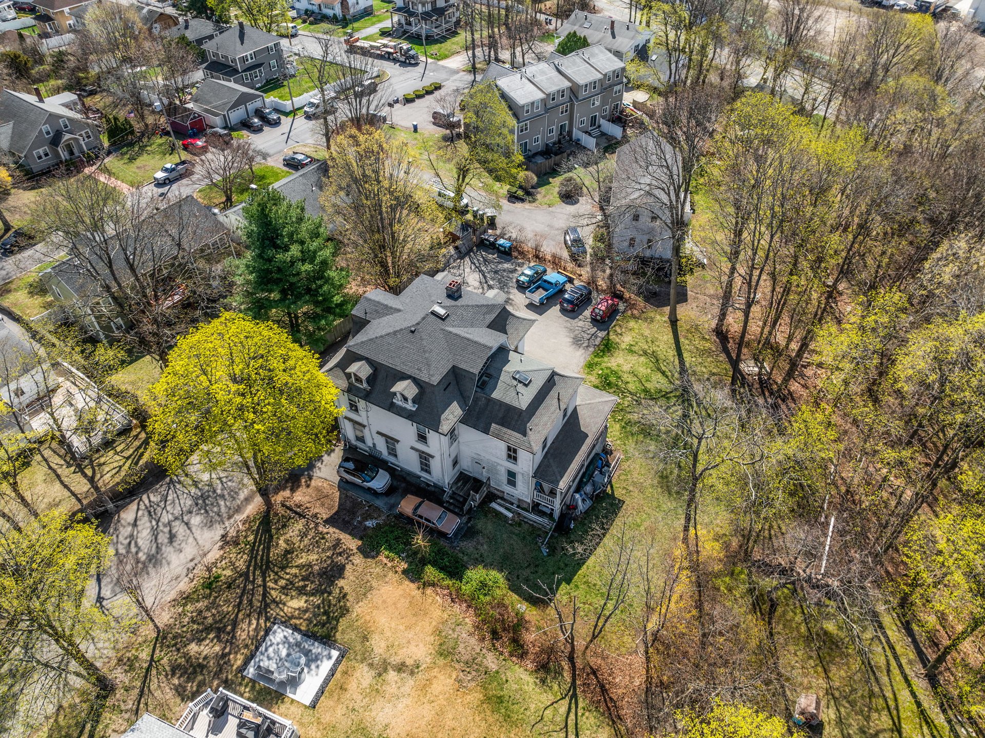 391 Elm St