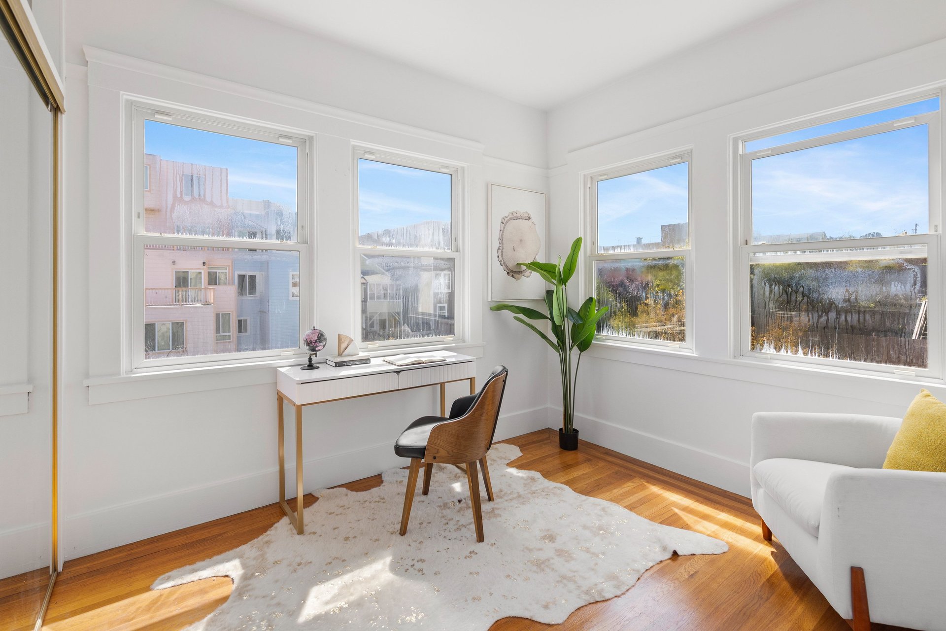 Richmond Duplex with Income Potential