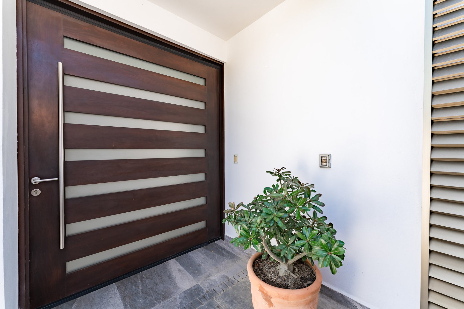 5 bedrooms, Single Family Homes, Villa de Caballos