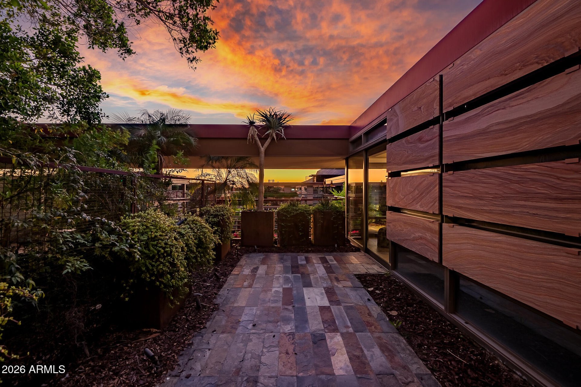 7137 E Rancho Vista Dr, #7006