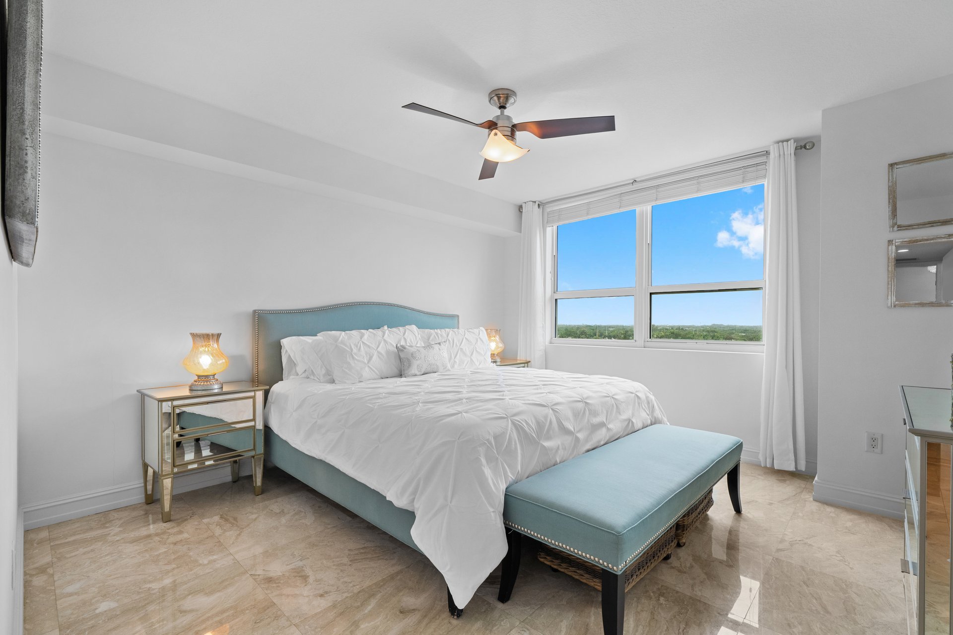 The Symphony Residence 1013N