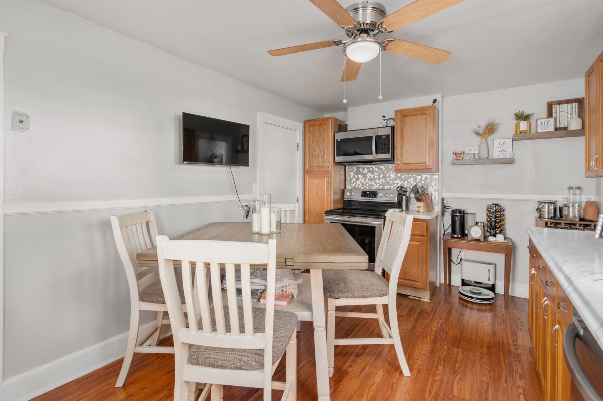50-52 Whiton Ave