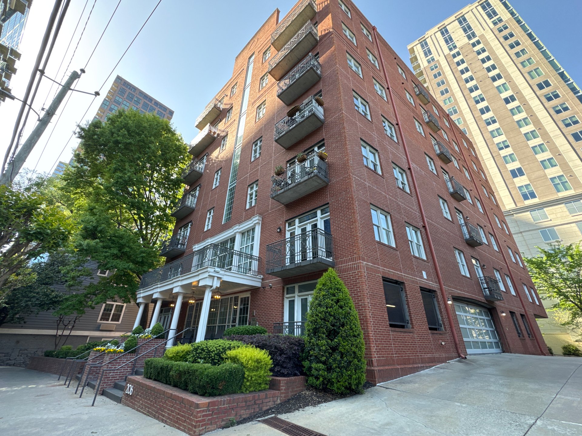 1010 Midtown building exterior