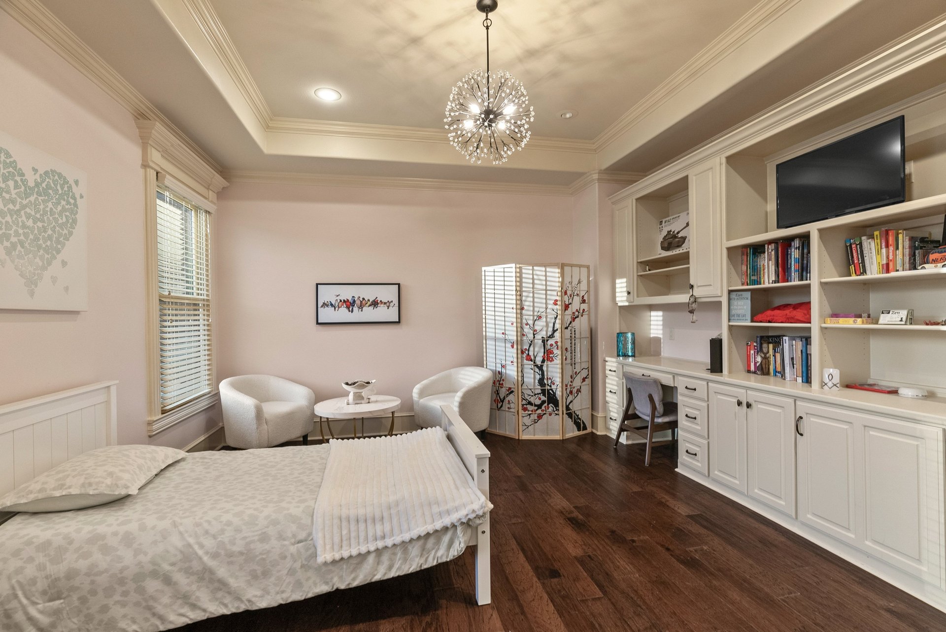 106 Orle Dr