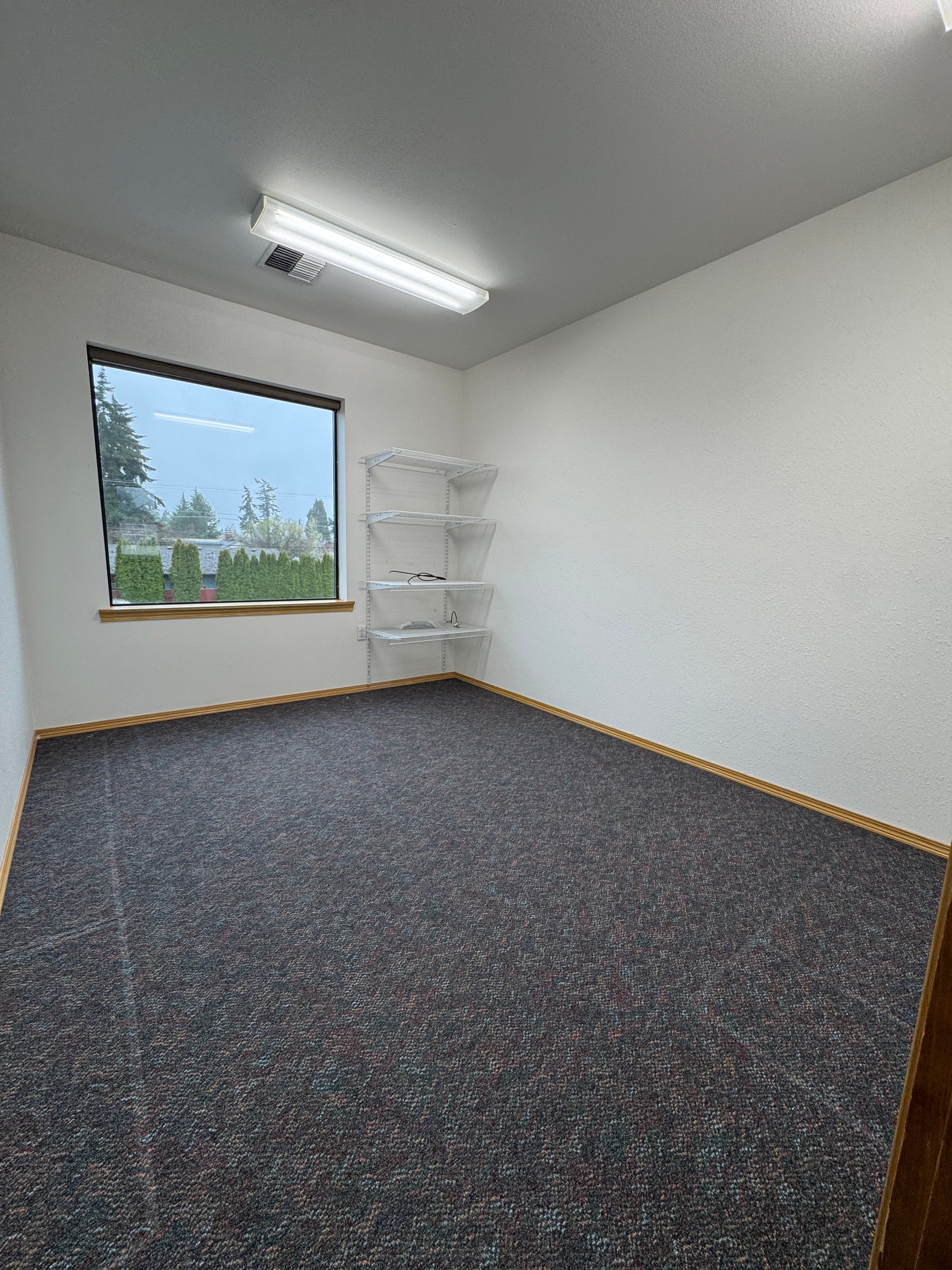 Lease Downtown McMinnville Office Space