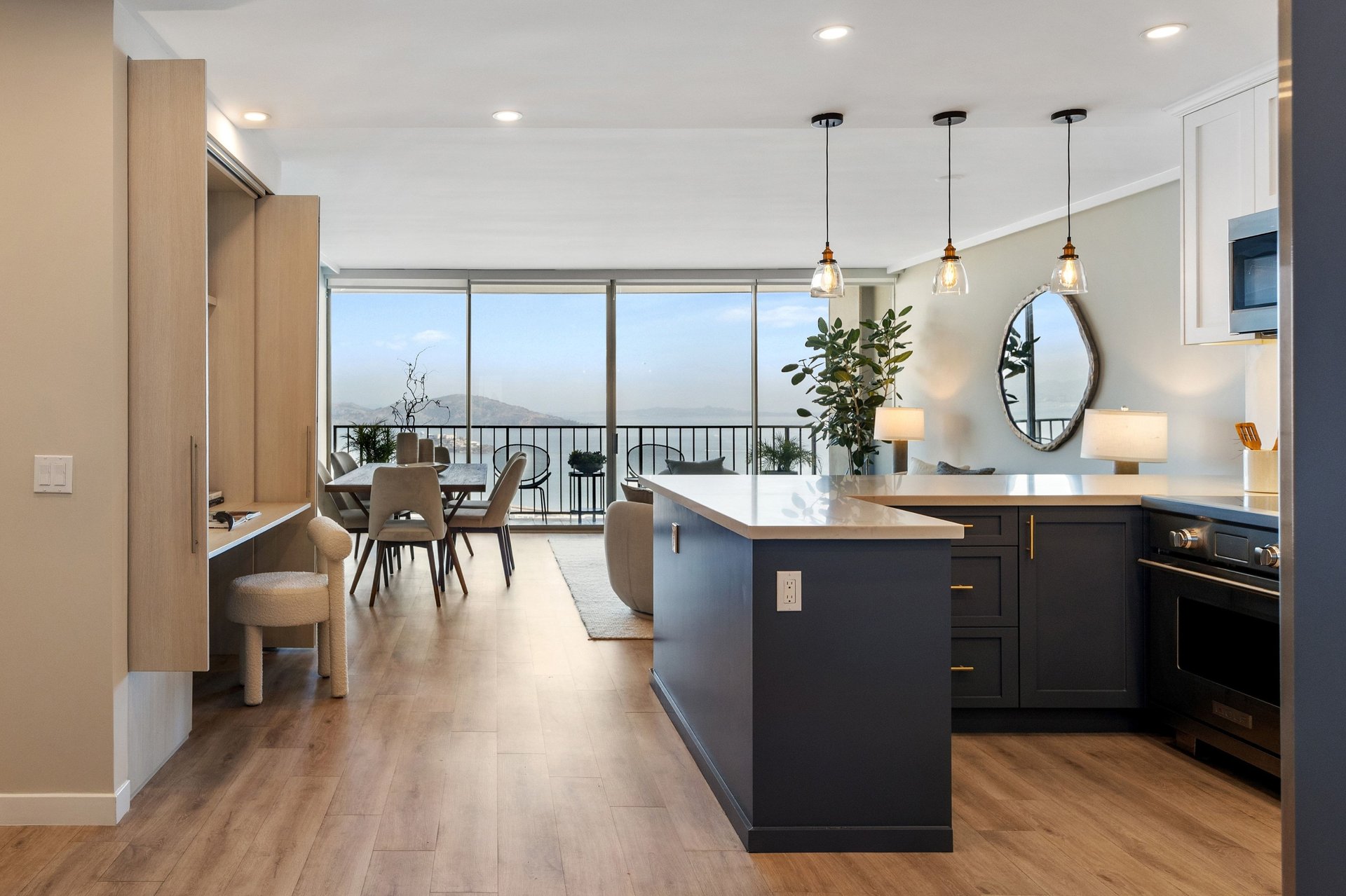 Updated Russian Hill View Residence